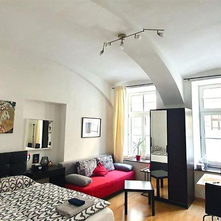 Msq Diana Vienna - 10 Min From City Center - Free Coffee And Tea - High Speed Internet Exteriör bild