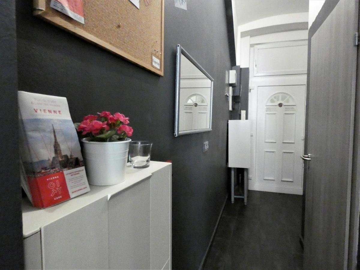 Msq Diana Vienna - 10 Min From City Center - Free Coffee And Tea - High Speed Internet Exteriör bild